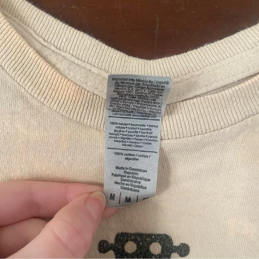 Nashville Graphic T-Shirt - Picture 4 of 7